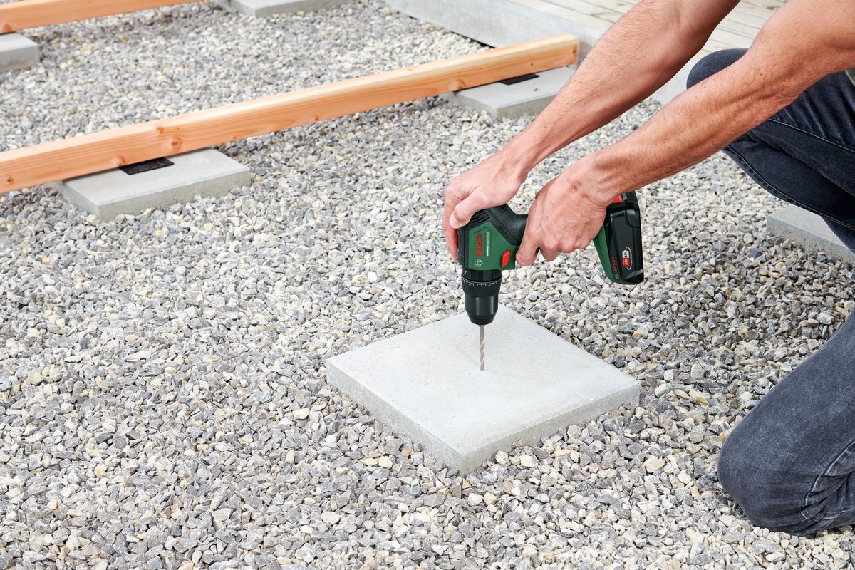 Bosch UniversalImpact 18V-60 | Accuklopboorschroevendraaier | met twee standen | 2 x 2.0 Ah accu + lader