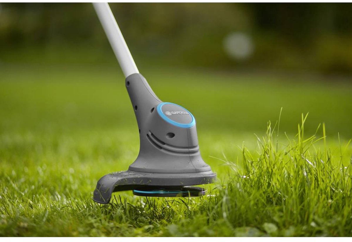 GARDENA Accutrimmer Smallcut 23/18v P4a - Set