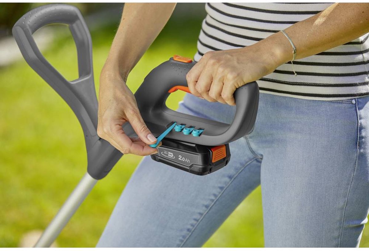 GARDENA Accutrimmer Smallcut 23/18v P4a - Set