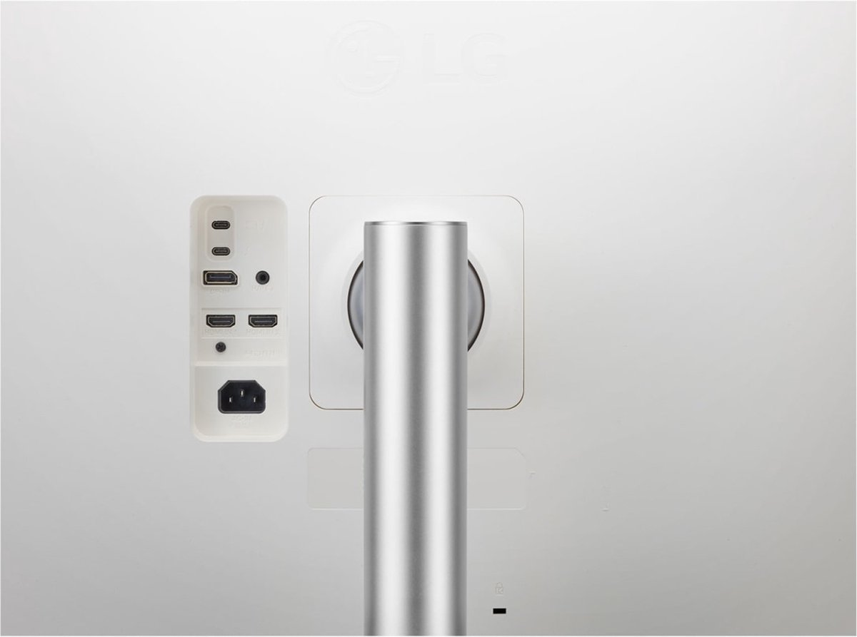 LG 40WP95CP-W.AEU UltraWide 40 inch Curved Monitor