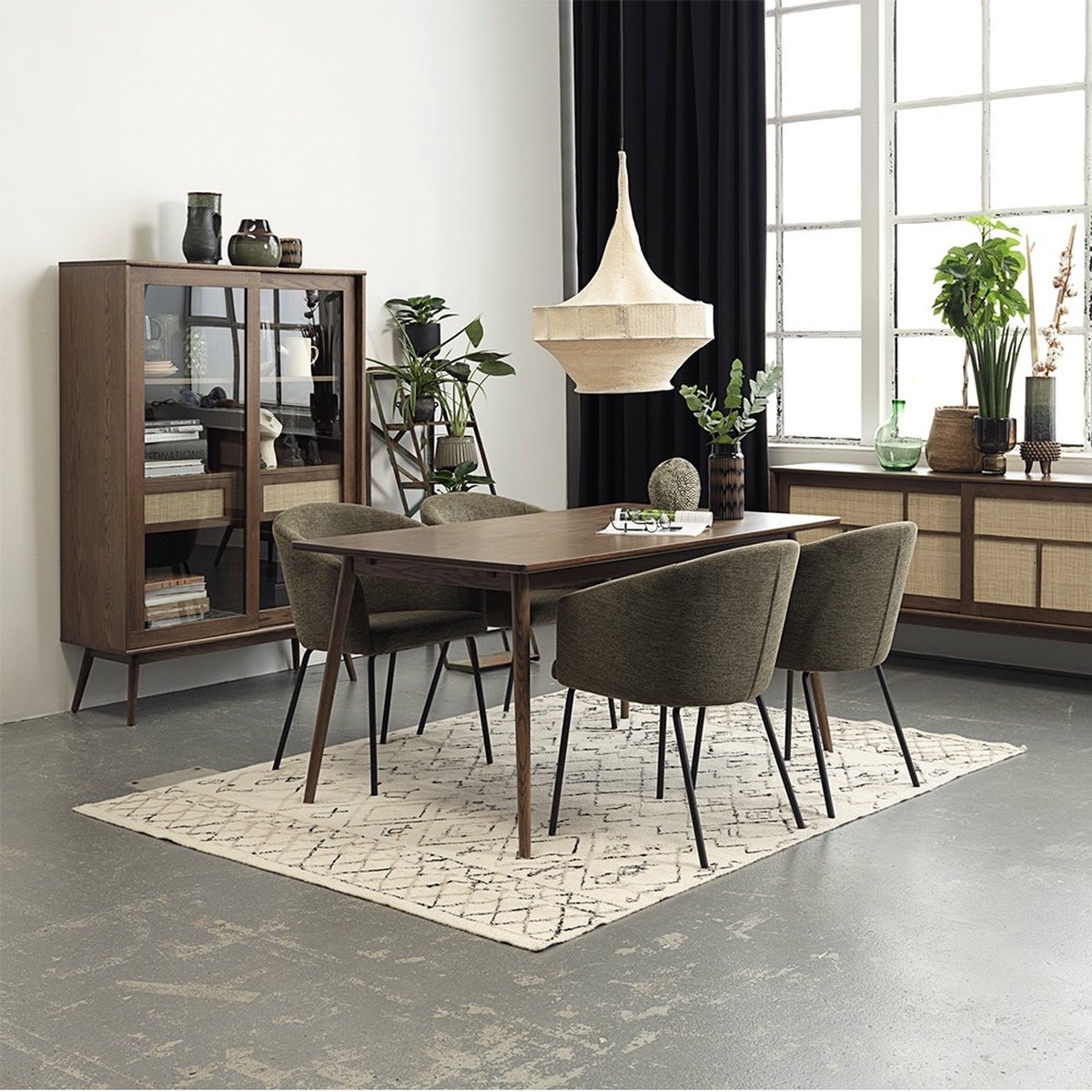 Olivine Boas houten vitrinekast gerookt eiken - 160 x 40 cm - Bruin