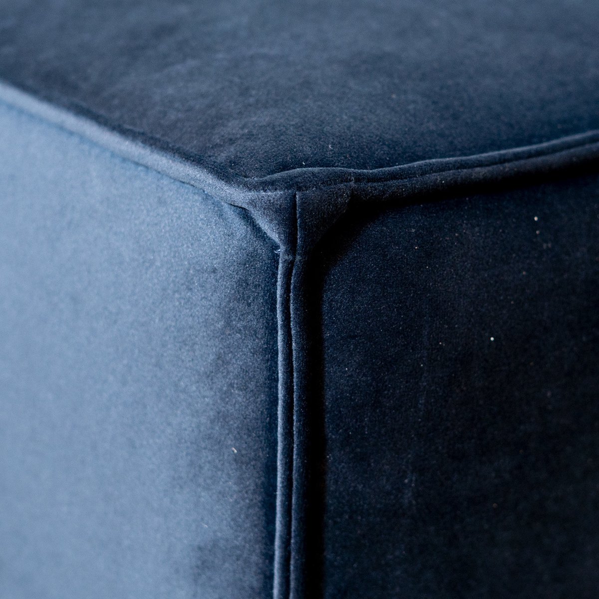 Bronx71 Hocker Memphis velvet - Blauw