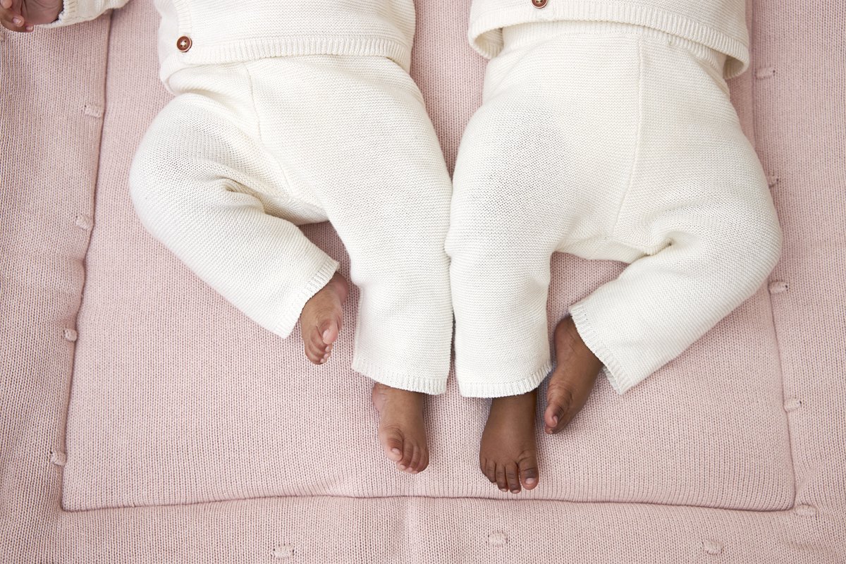 Meyco Mini Knots Boxkleed 77 x 97 cm Soft Pink