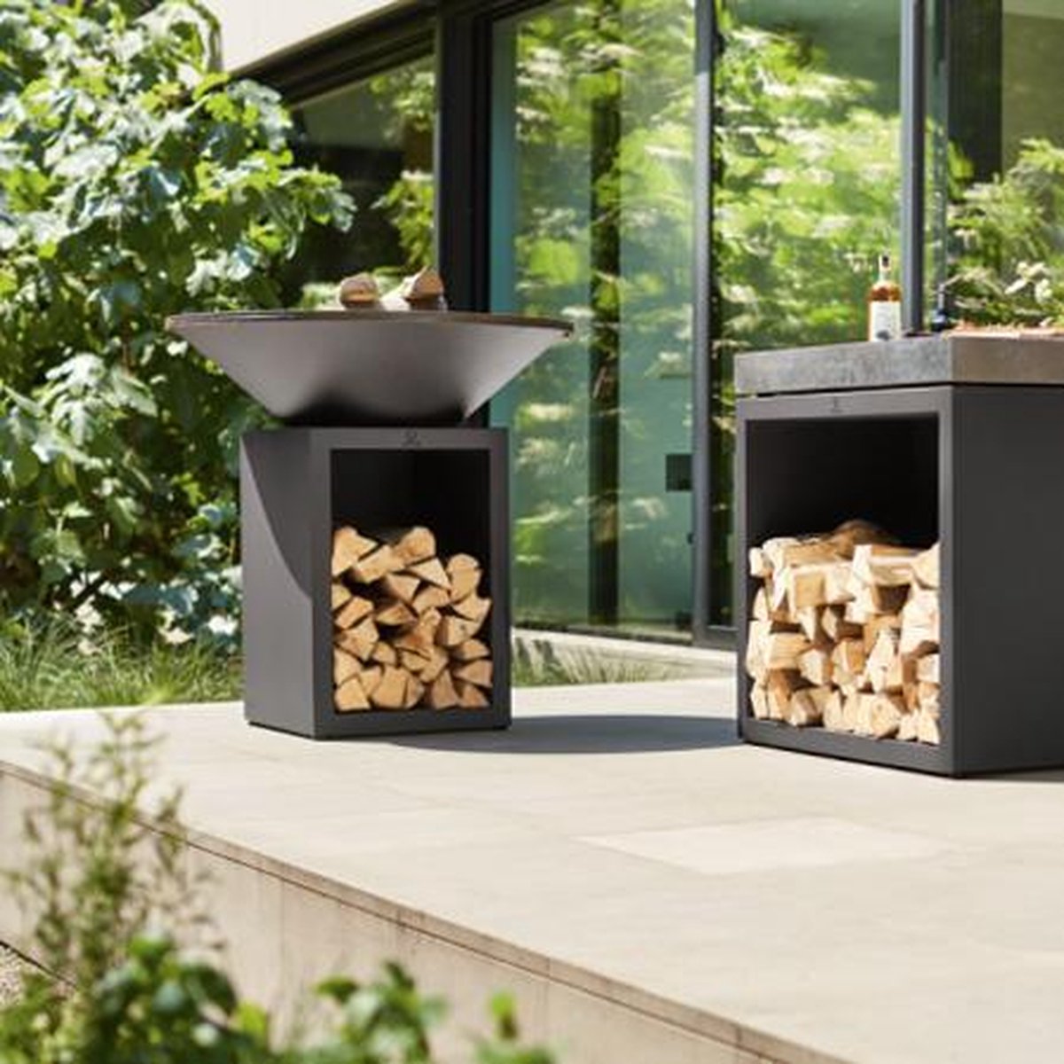 OFYR Classic Storage Black 100 Ø 100 cm