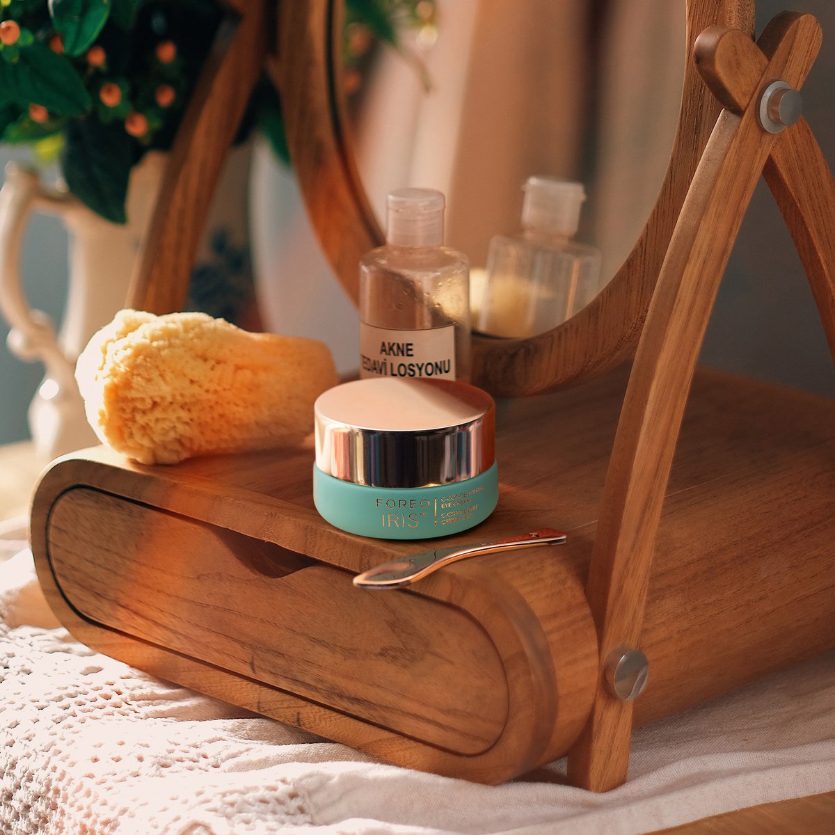 FOREO IRIS IRIS C-Concentrated Brightening Eye Cream 15 ml