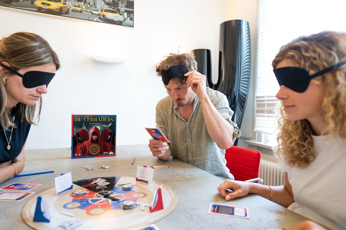 Top1Toys De Verraders: Het Bordspel