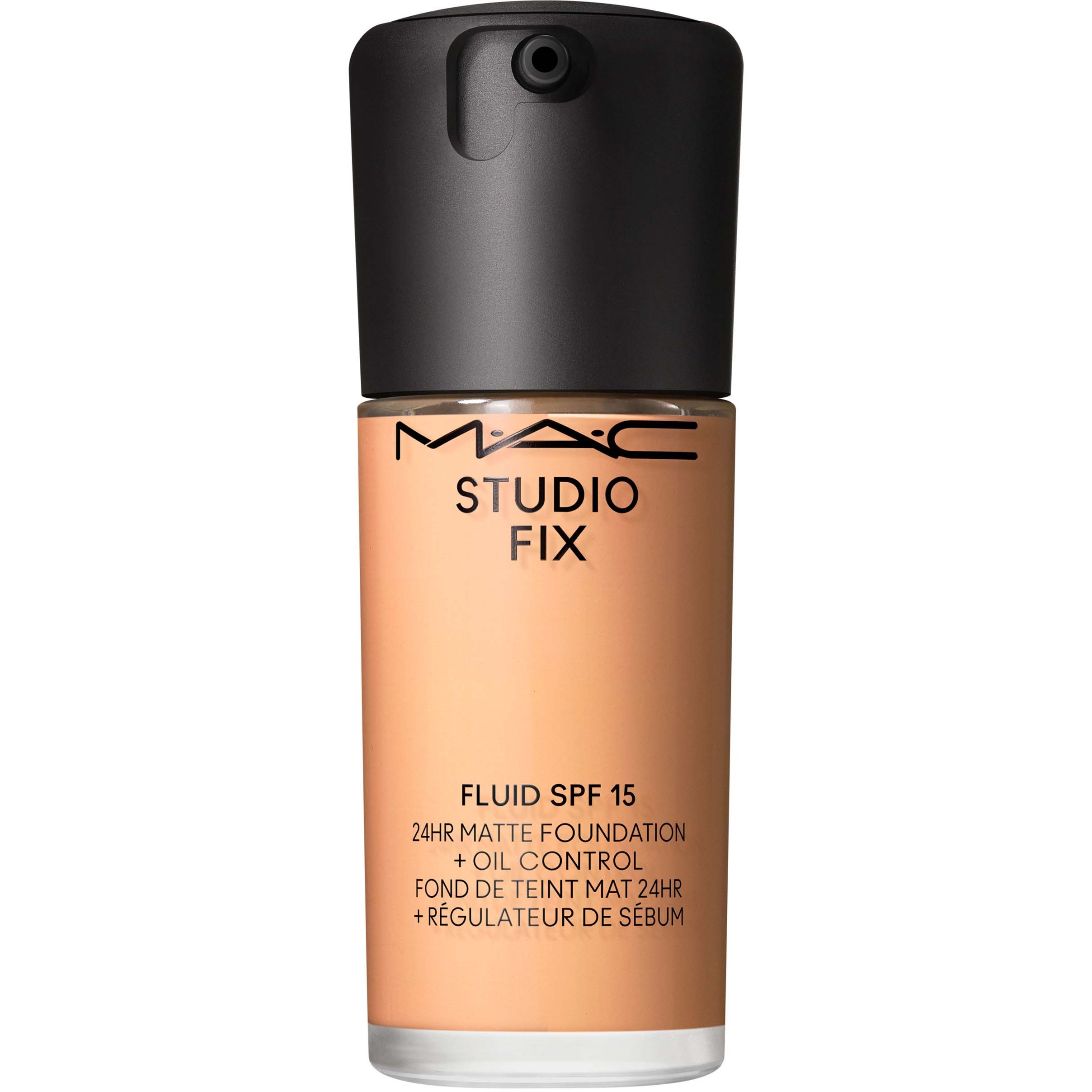 MAC Cosmetics Studio Fix Fluid Broad Spectrum SPF 15 NW22