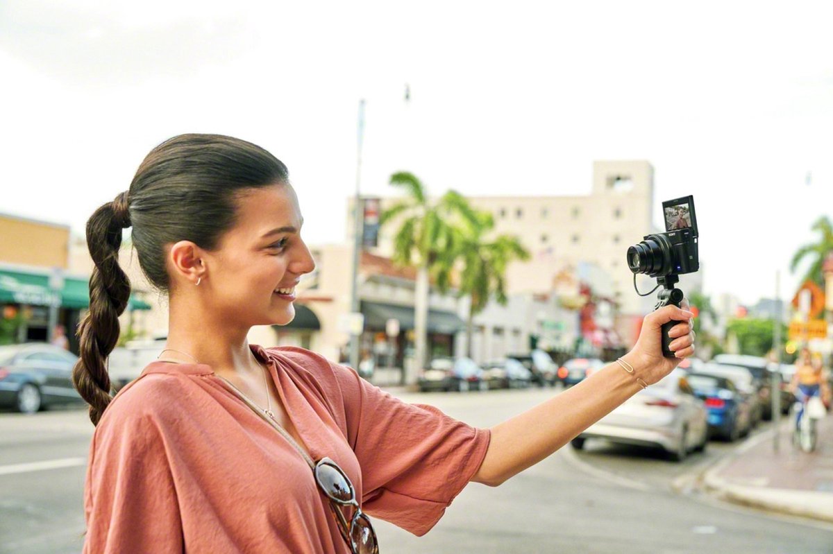 Sony CyberShot DSC-RX100 VII