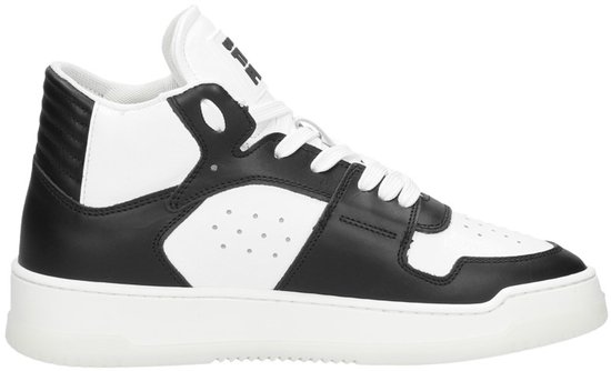 Off The Pitch - Supernova Mid - Zwart