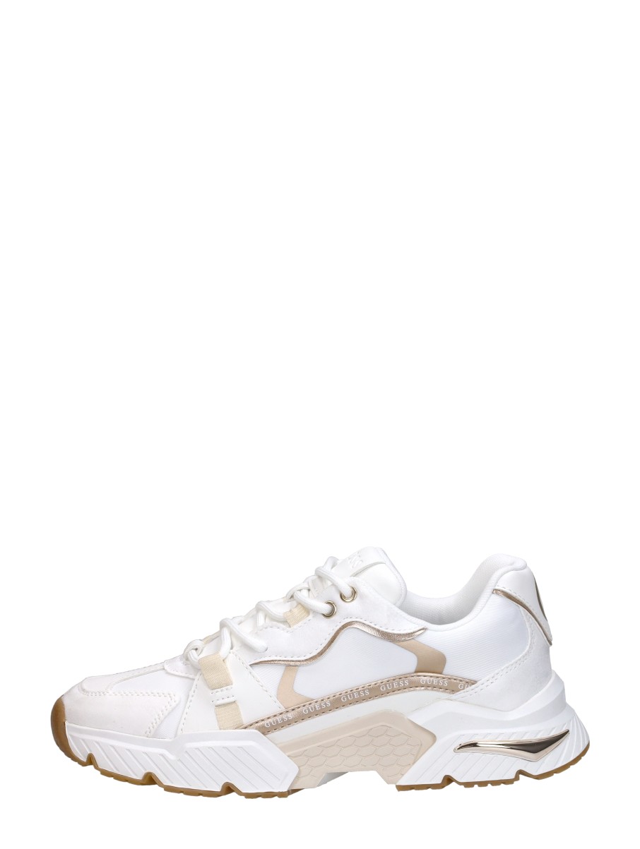 Guess Guess - Carrli