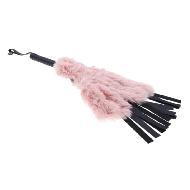 Sportsheets Sportsheets - Sex & Mischief Brat Faux Fur Flogger