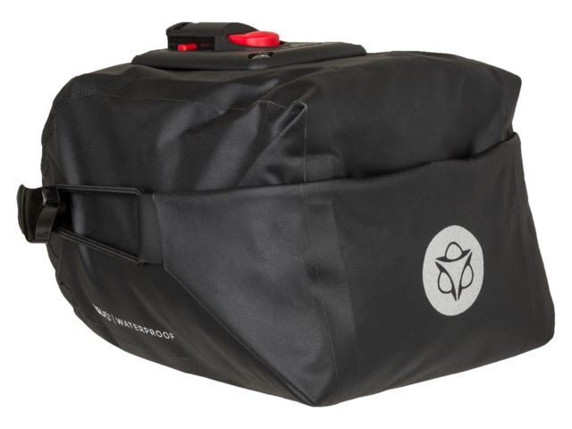 Agu Zadeltas Shelter Clean Medium Zwart