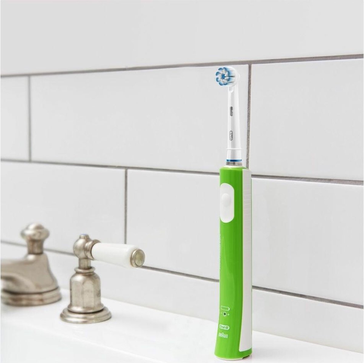 Oral B Junior 6+ Tandenborstel - Groen