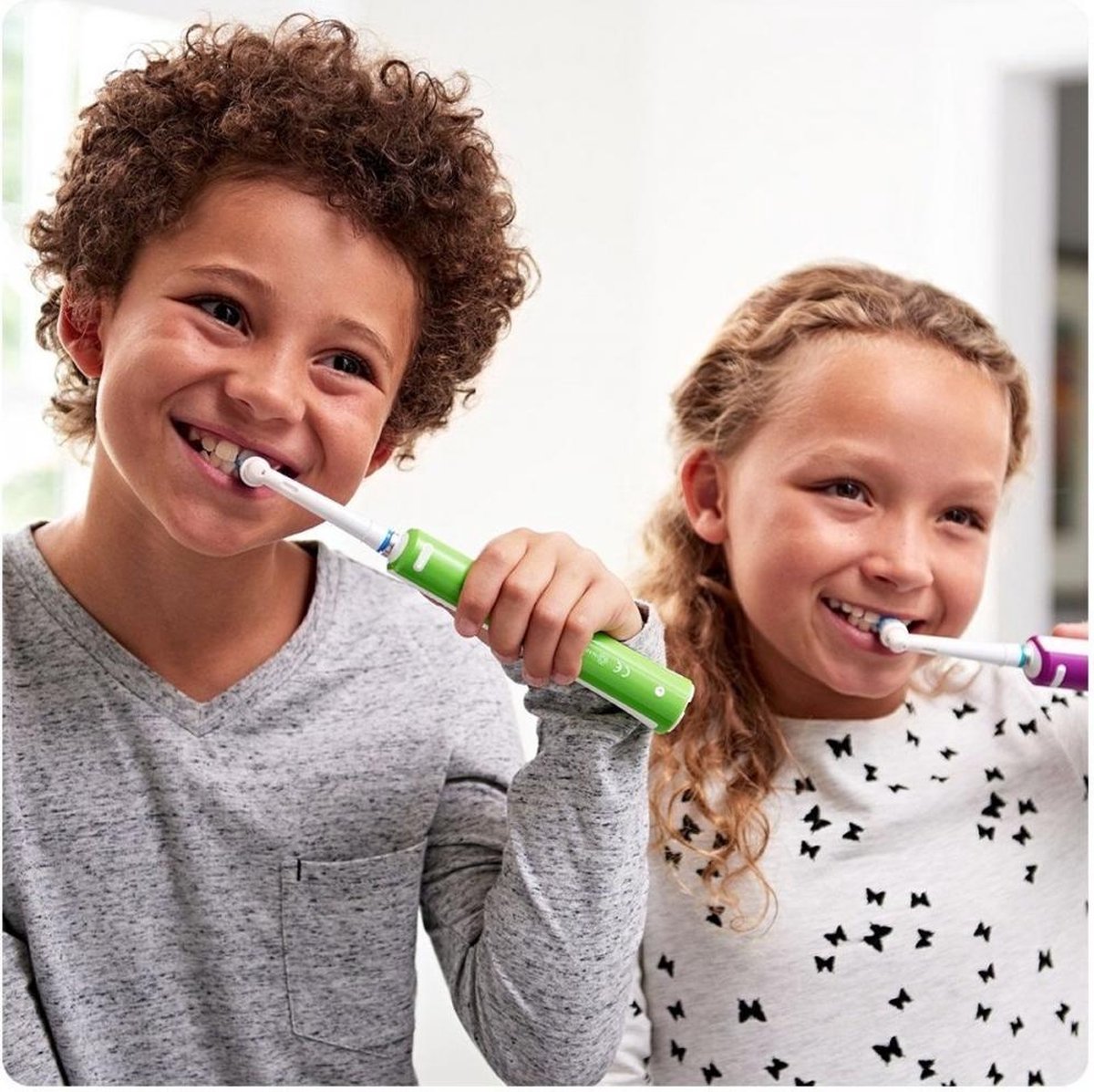 Oral B Junior 6+ Tandenborstel - Groen