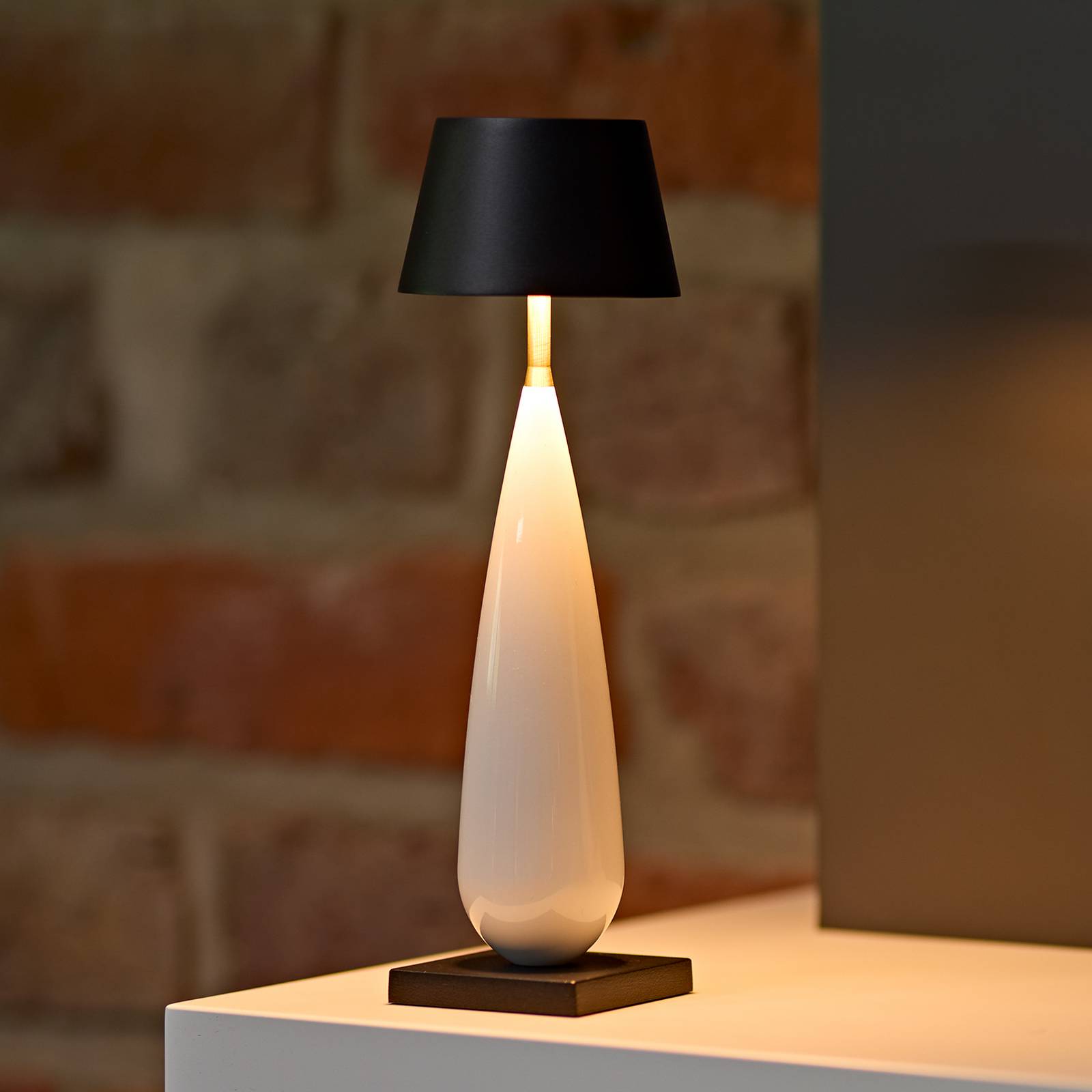 Sigor Sigor LED tafellamp op batterijen Thala, wit/zwart, IP65, 24 cm