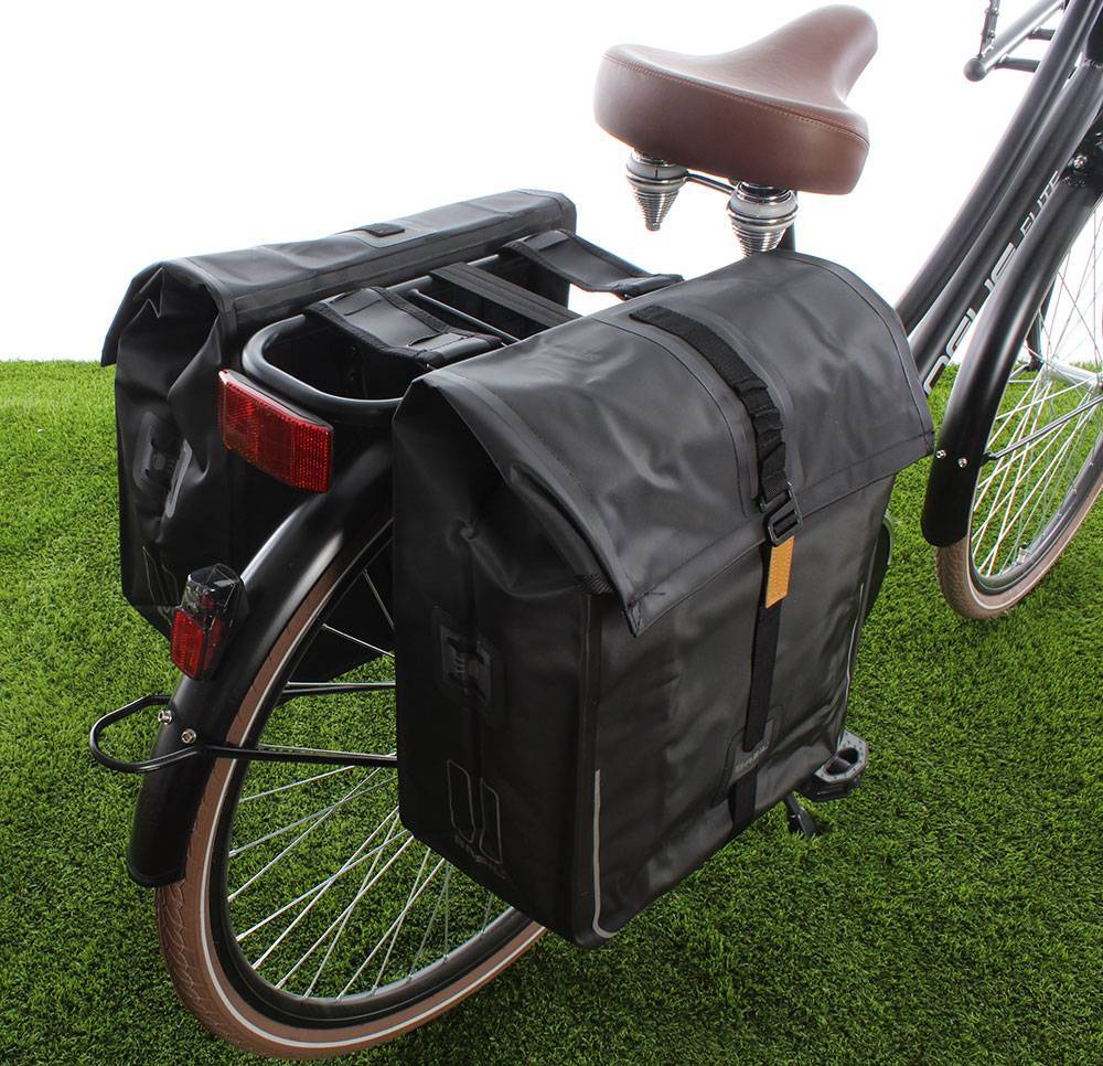 Basil Dubbele fietstas Urban Dry Double bag 50L Solid black - Zwart