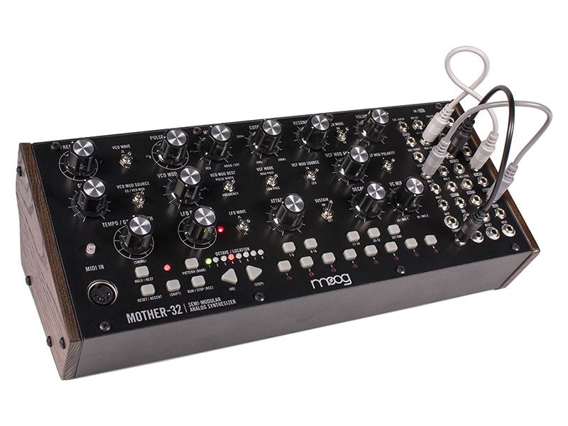 Moog Mother-32