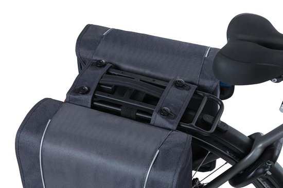 Basil Dubbele Fietstas Sport Design Mik 32 Liter Antraciet - 17788 - Grijs