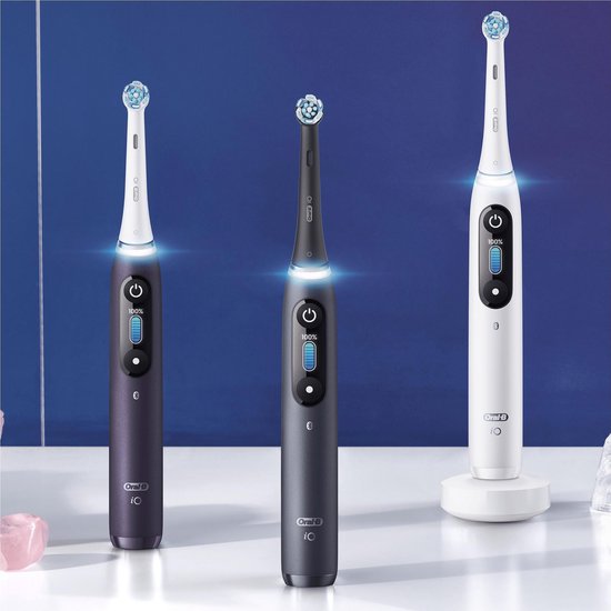 Oral B iO 8s Elektrische Tandenborstel - Wit