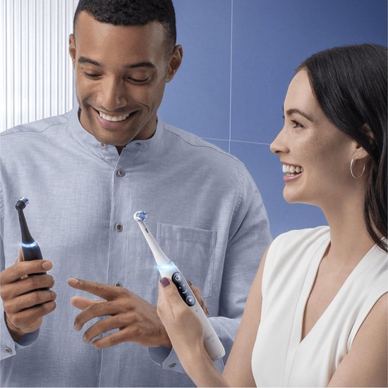 Oral B iO 8s Elektrische Tandenborstel - Wit