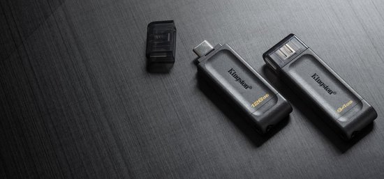 Kingston DataTraveler 70 0 - USB-C Flash Drive 64GB