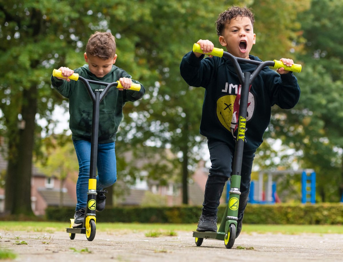Amigo Stuntstep Army Stuntstep Junior Voetrem - Groen