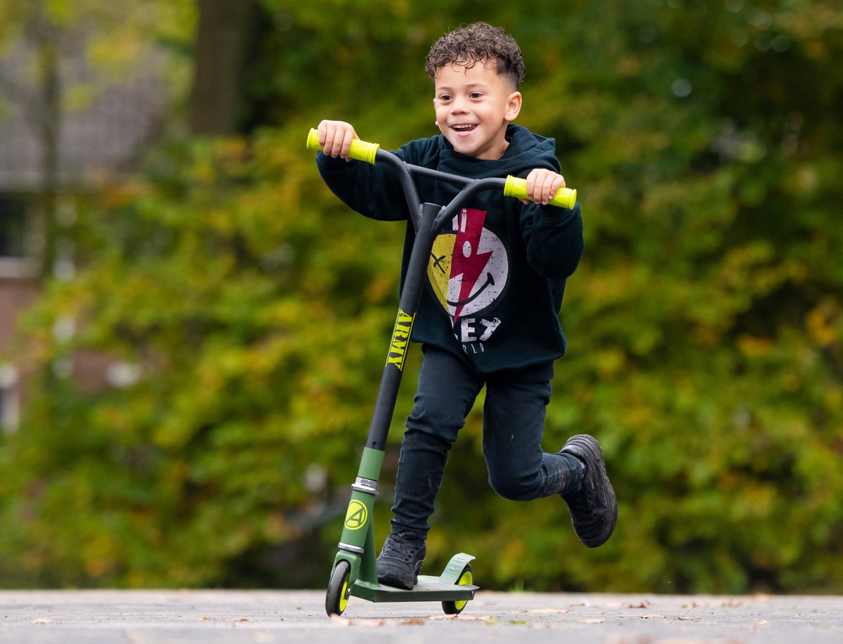 Amigo Stuntstep Army Stuntstep Junior Voetrem - Groen