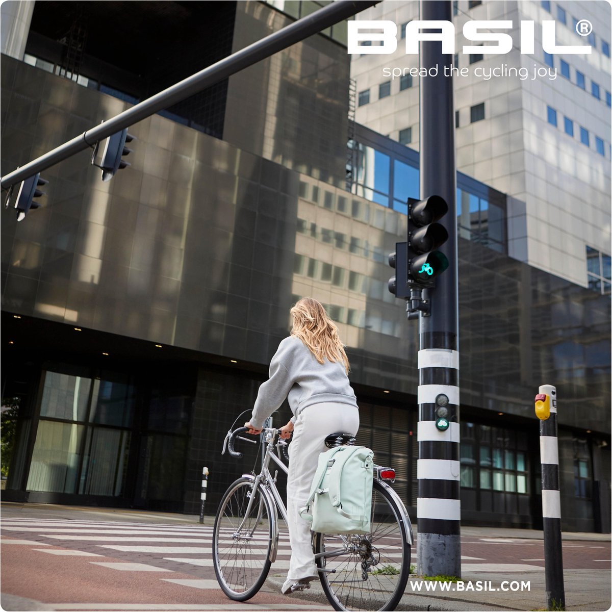 Basil Fietstas Soho Nordlicht 17 Liter Polyester/neopreen - Zwart