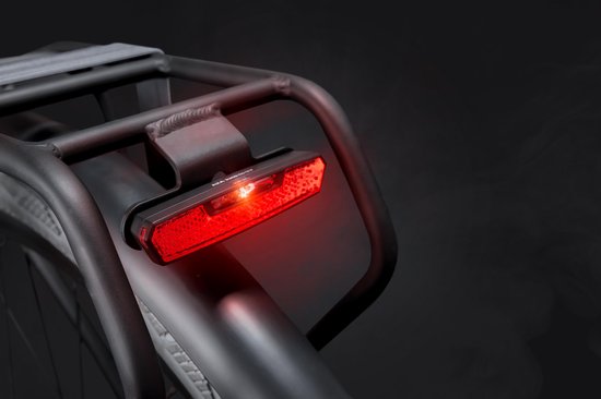 AXA Achterlicht Juno E-bike 6-12v Accu 80 Mm/zwart - Rood