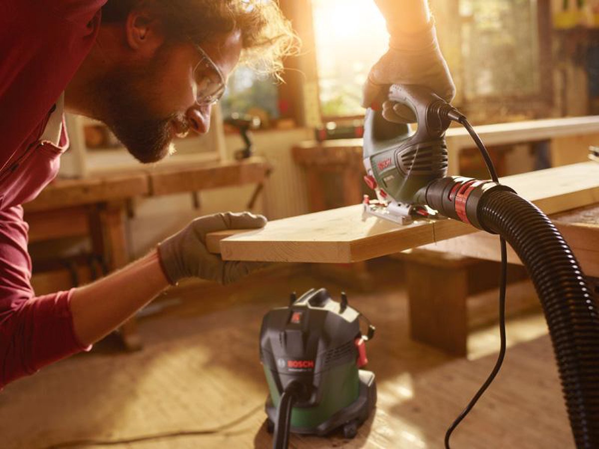 Bosch UniversalVac 15