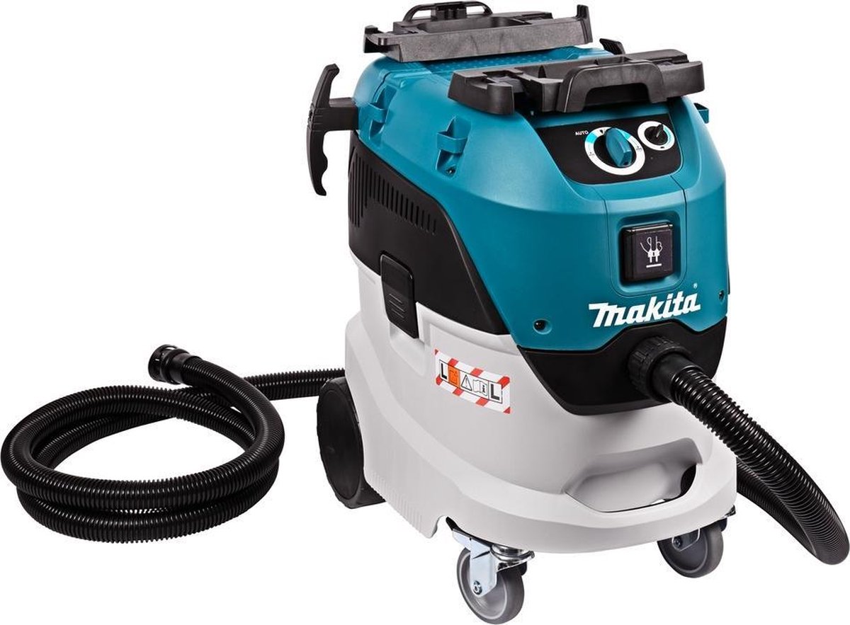 Makita VC4210L