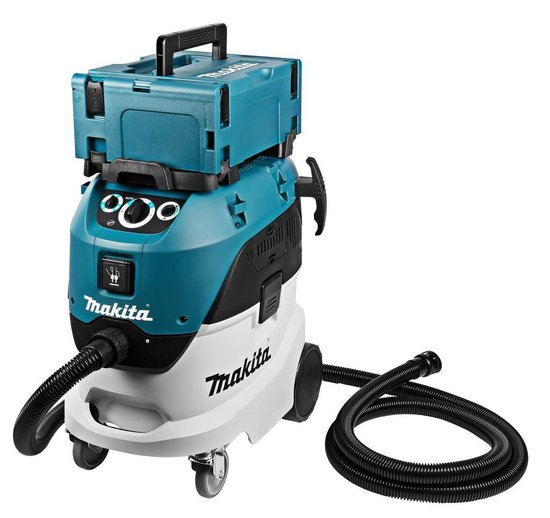 Makita VC4210M