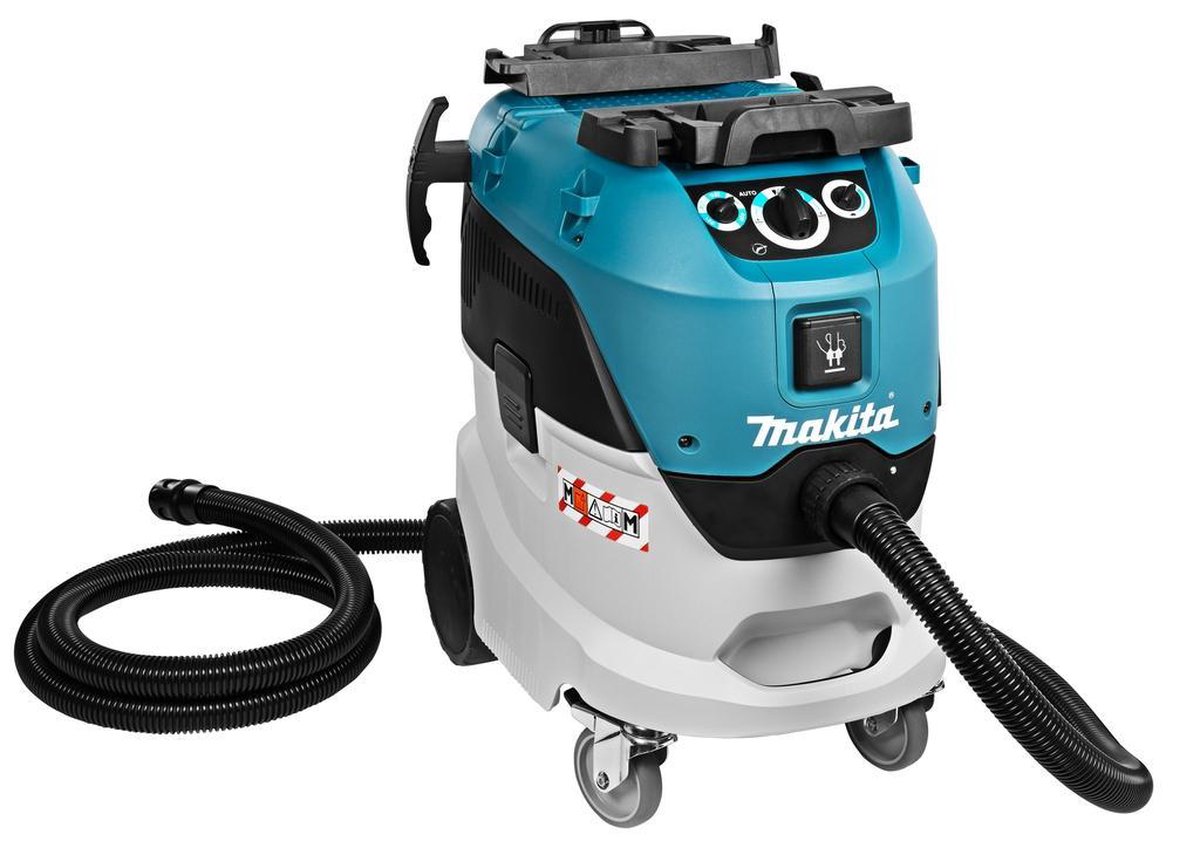 Makita VC4210M
