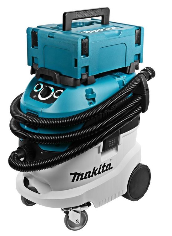 Makita VC4210M