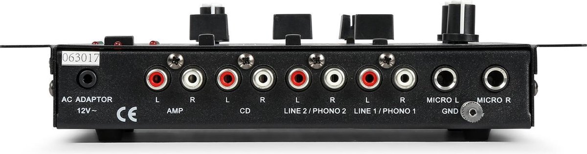 SKYTEC STM-2211B 4-kanaals mengpaneel budget