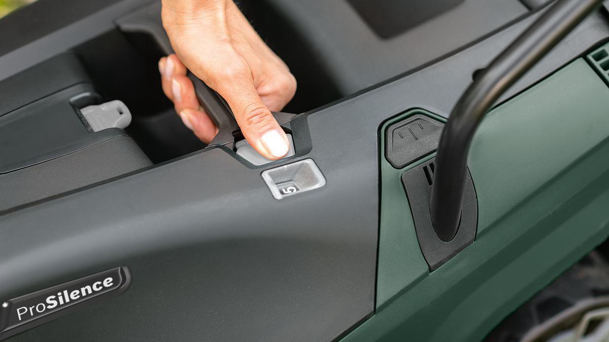 Bosch UniversalRotak 36-550 Accu Grasmaaier 36v 4.0Ah Li-ion