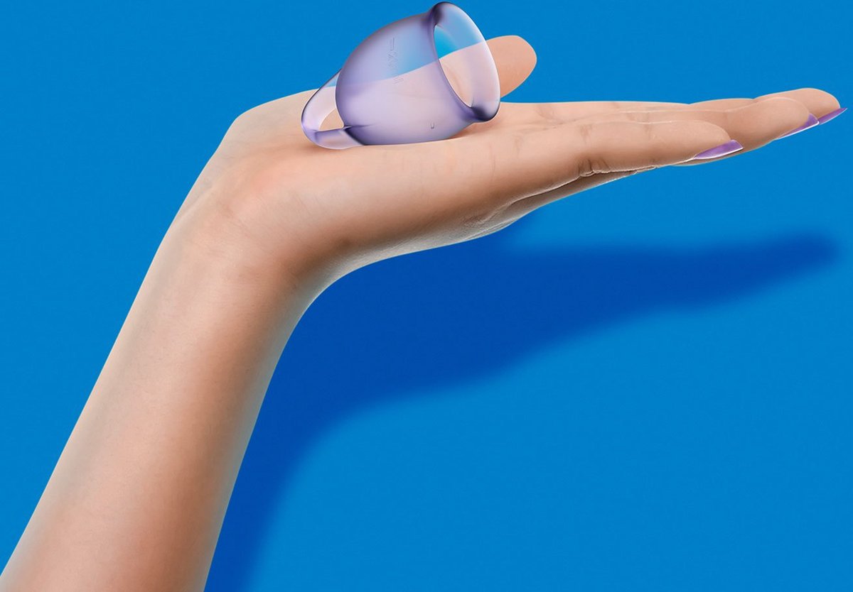 SATISFYER Menstruatie Cup Feel Confident - Transparant 2st