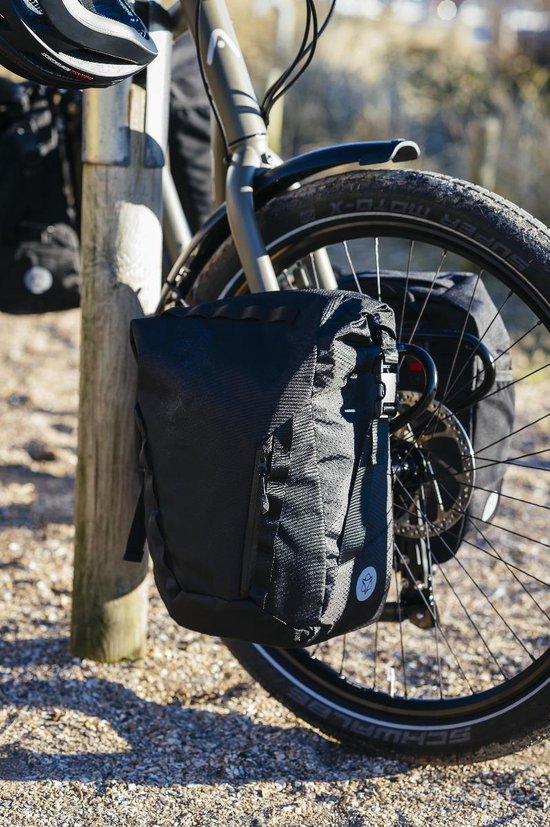 Agu Essentials DWR Large Fietstas - Zwart