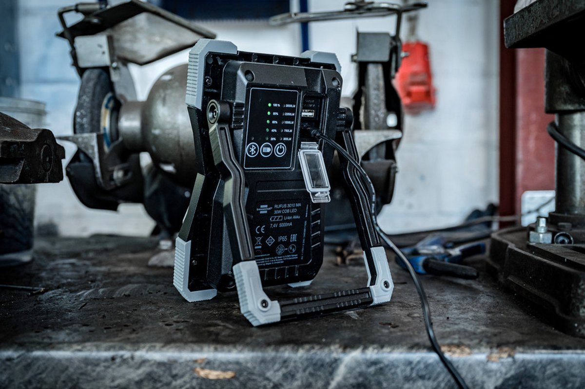 Brennenstuhl mobiele LED-bouwlamp RUFUS 3010 | 3000 lm - Zwart