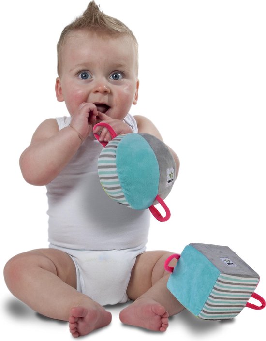 Top1Toys Rammelaar Kubus Met Belletje 11 Cm