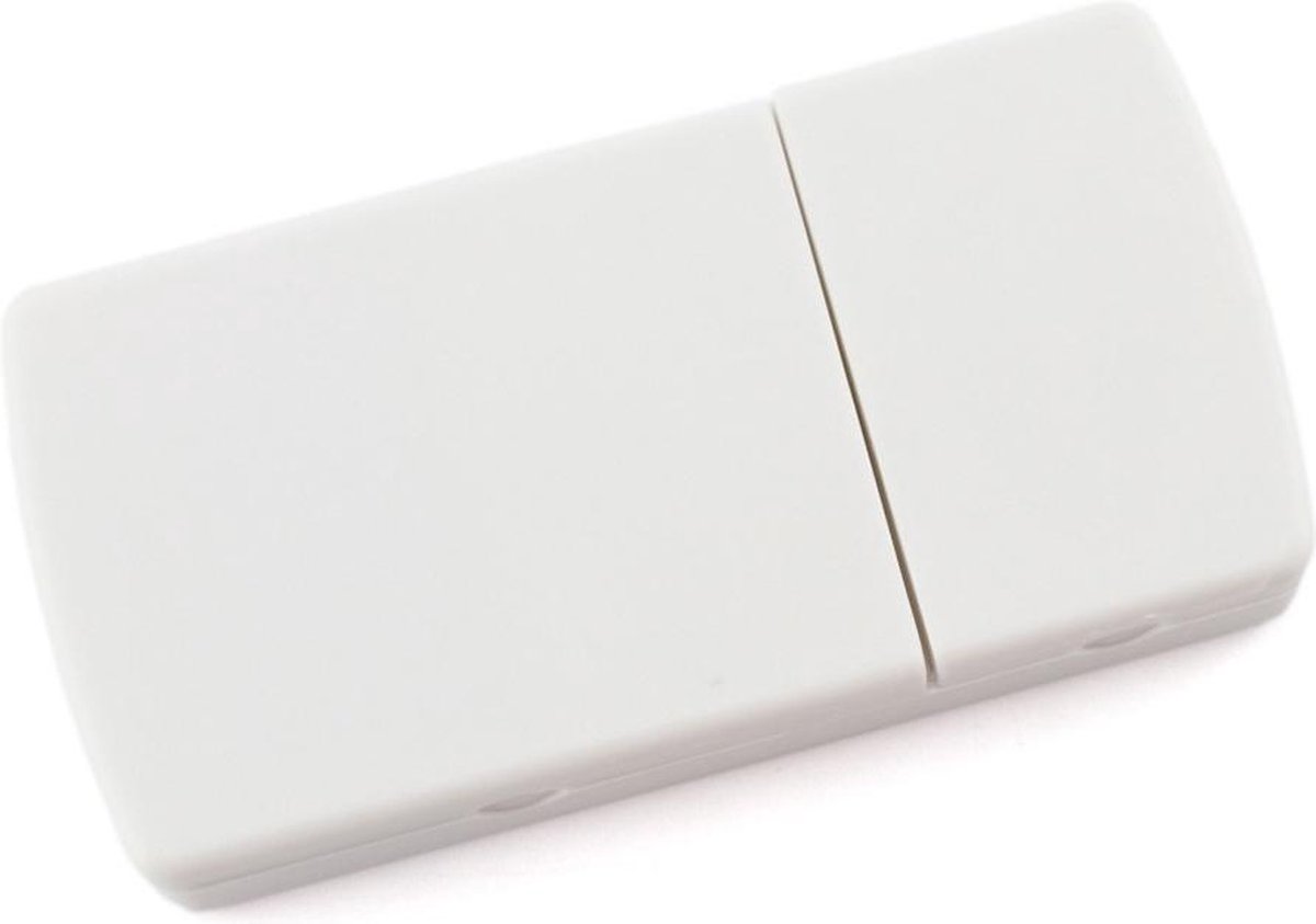 Comfort Aid 1x Medicijnen doos/pillendoos 2-vaks met mesje splitter/splitser 9 cm - Reisformaat - Drogisterij/persoonlijke verzorging accessoires - Wit