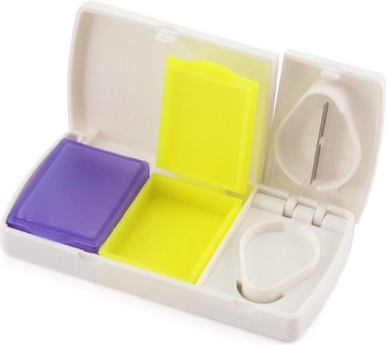 Comfort Aid 1x Medicijnen doos/pillendoos 2-vaks met mesje splitter/splitser 9 cm - Reisformaat - Drogisterij/persoonlijke verzorging accessoires - Wit