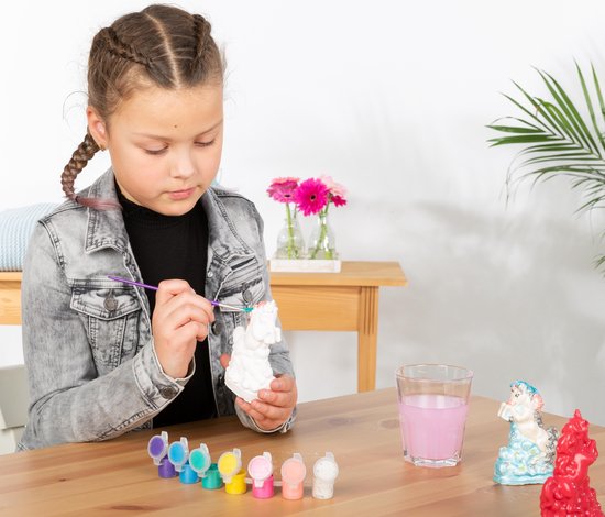Totum gips gieten en verven: eenhoorns