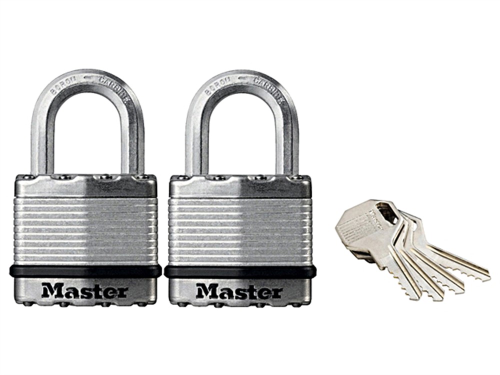 Masterlock 2 x 45mm keyed alike padlocks with treated steel body for weather resi