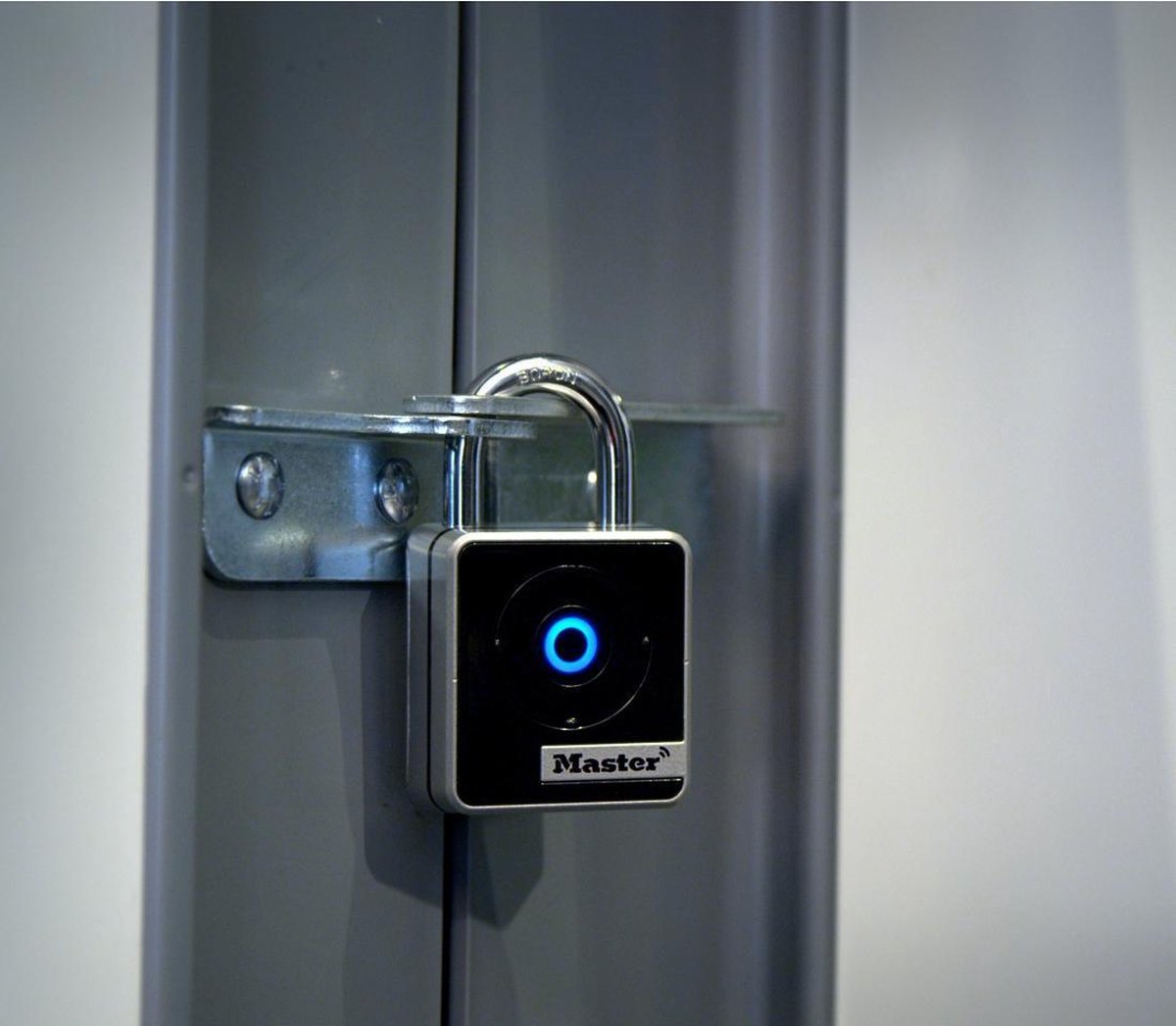 Masterlock Bluetooth bediend hangslot voor binnen gebruik 47MM, Ø 7MM
