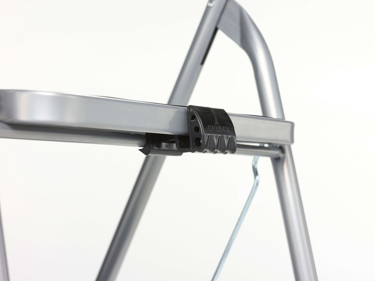 Altrex Cromato huishoudtrap 3-treeds met hoge beugel - Silver