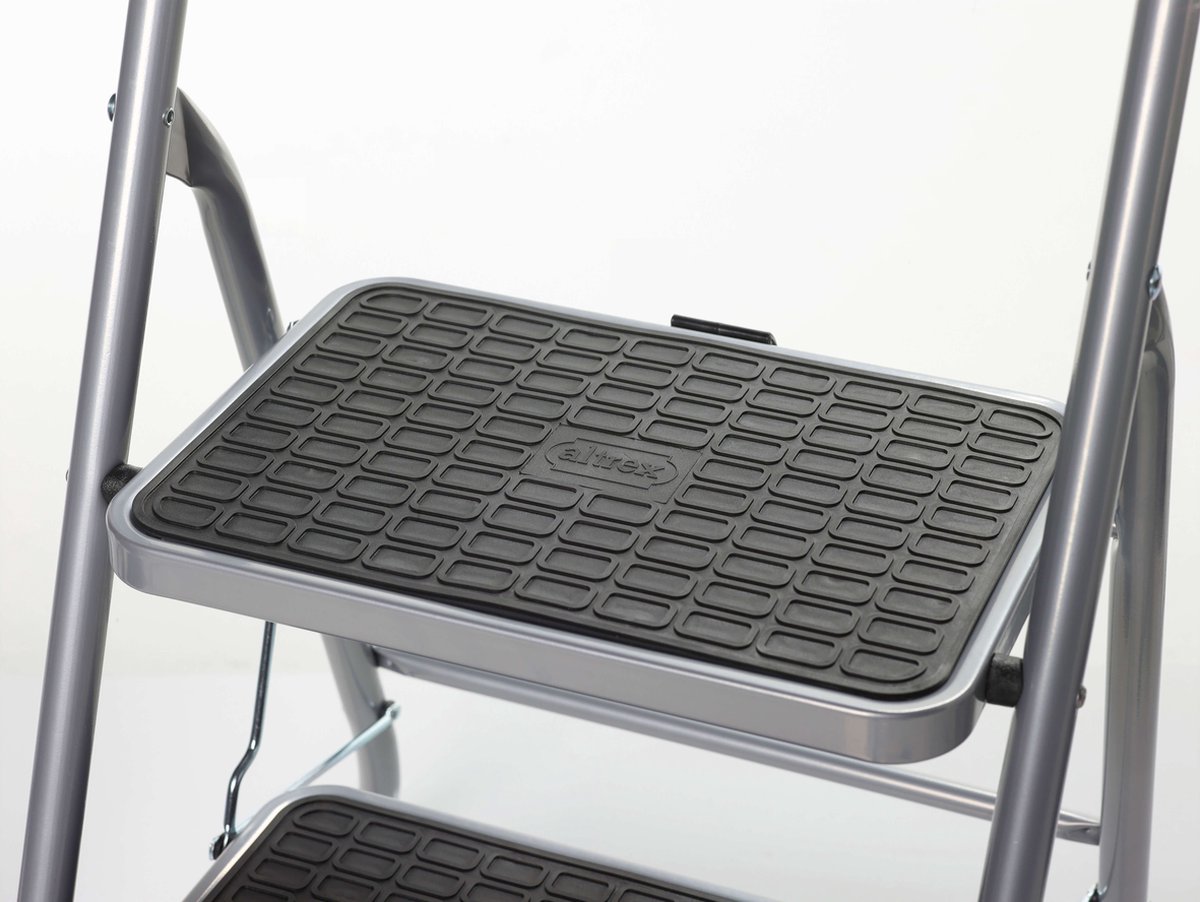 Altrex Cromato huishoudtrap 3-treeds met hoge beugel - Silver