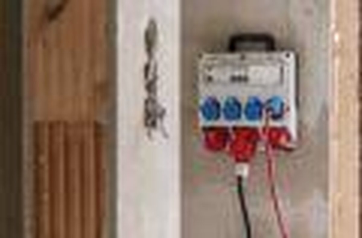 Brennenstuhl Wandverdeler 4/16A IP44 3x LS 230V/16 A, 1xFI 40 A 4-polig 30mA