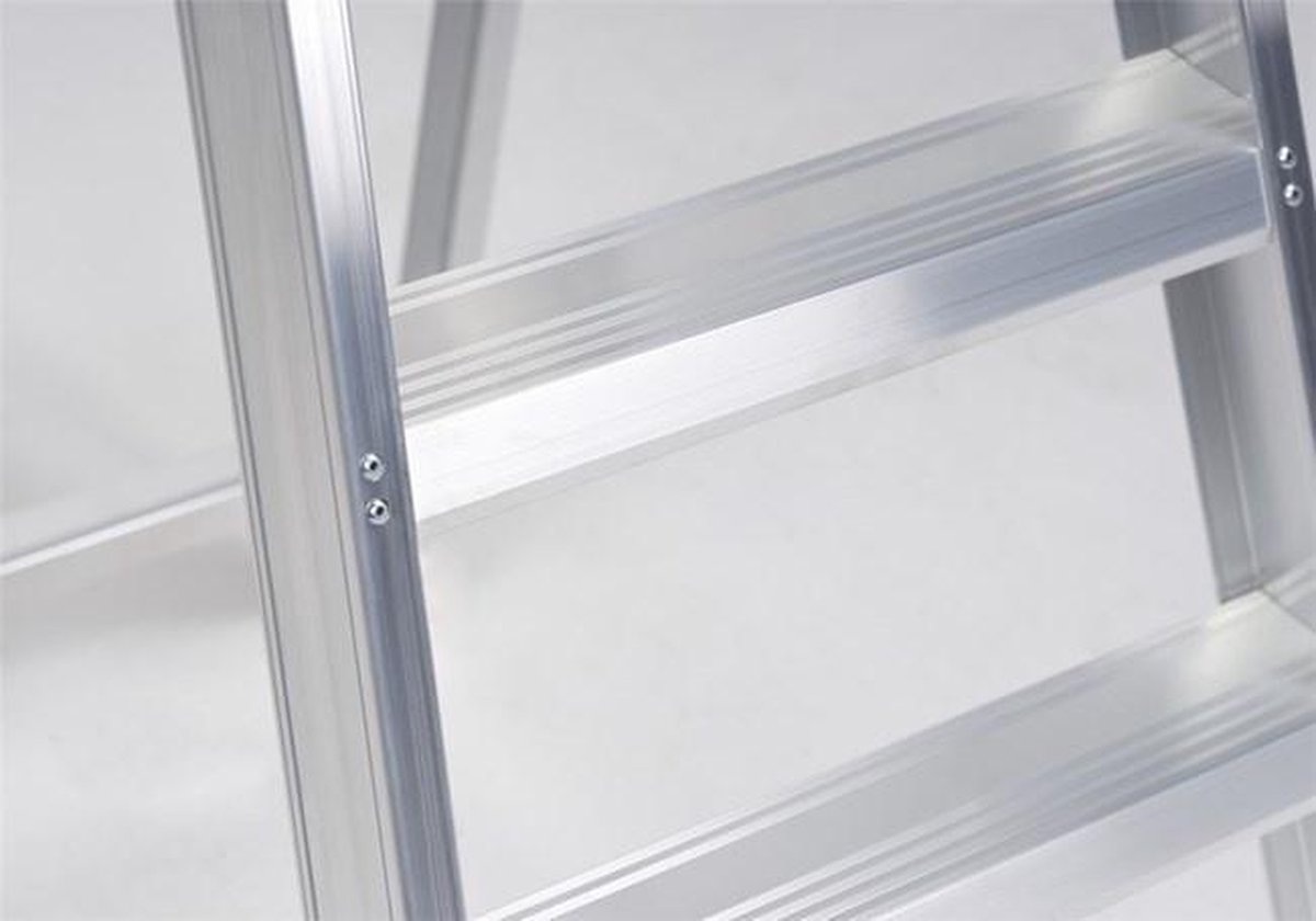 Altrex Sierra enkel oploopbare trap SEO 4-treeds