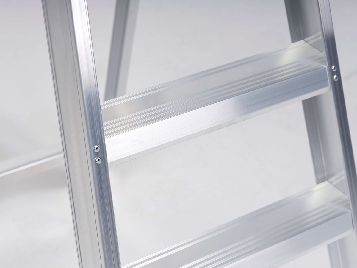 Altrex Sierra enkel oploopbare trap SEO 4-treeds